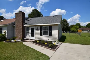 Image of Cozy duplex Close to Base, shops, Children's Park