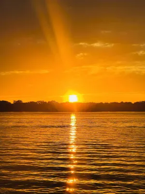 Image of Stunning Lake House on the Chain O' Lakes - 15 min to Wilmot