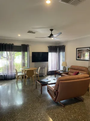 Image of Self contained accom near lake; pool, spa, deck + bbq
