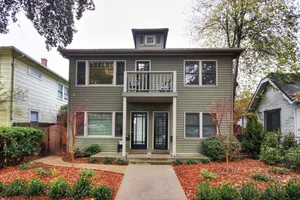 Image of Exceptional charming spacious 2bedroom French colonial in desirable midtown area