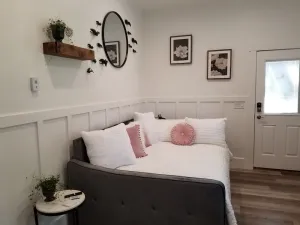 Image of Modern Studio with Washer & Dryer