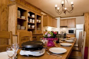 Image of 300m from resort center, fitness, swimming pool, sauna, fireplace or stove, tv, ski locker, 98m²