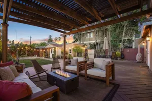 Image of Entire Home - Cozy Near Downtown | Fast WIFI
