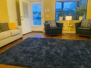 Image of Smoky Mountain Riverhouse....Peaceful...Lots of Parking...Near Convention Center