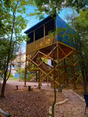 Image of Nature’s Hideaway - The Urban Treehouse
