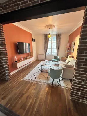 Image of Chic and cosy apartment, spacious, quiet and bright