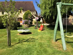 Image of Perfect Family Getaway: 3BR Home with WiFi, Garden, BBQ, Baby Gear, Nearby Historic Villages