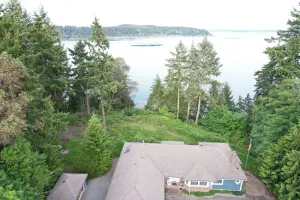 Image of Water view high bank two bedroom private border Manchester State Park.