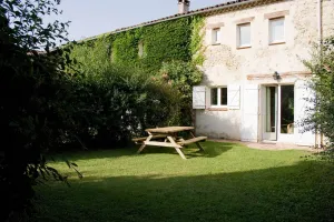 Image of Le Folle Blanche, a comfortable gîte