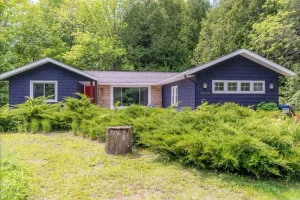 Image of Wooded Sister Bay Retreat, Walk to town, Firepit