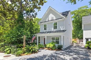 Image of Lowcountry Lux 5 min to Beach 7 min to Dtwn