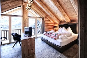 Image of Yellowstone by Summit Lodges