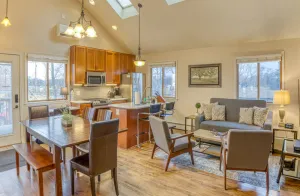Image of Dream Retreat Guesthouse, Indiana Dunes Nat’l Park, 10 min hike to Beach