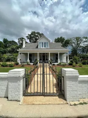 Image of LUXE Remodel Historic 1 BR in PERFECT location