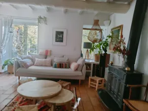 Image of Near Aix en Provence, 20 minutes from the TGV, country house for 6 people