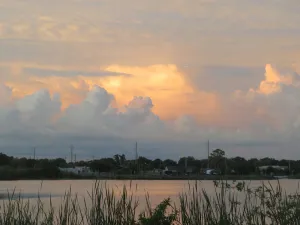Image of Cottage on Lake Near Universities and colleges. close to  shops and downtown