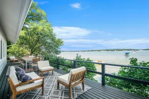Image of Amazing Lake House - beautiful clear lake - 2 hours from Chicago!