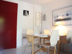 Image of Sunny 2-BR House with Pool, Terrace, Near Beach - Châtelaillon-Plage