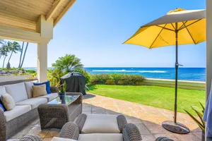 Image of Waterfront retreat with gourmet kitchen, spacious lanai & W\/D