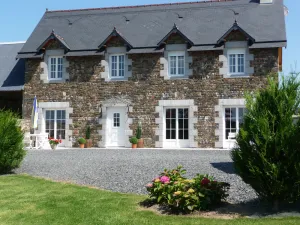 Image of Normandie (Manche) 4-star GITE de CHARME, spacious, comfortable, enclosed garden