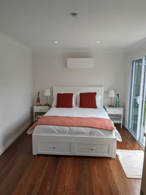 Image of Secluded Pool House getaway- 500m to patrolled Shelly Beach