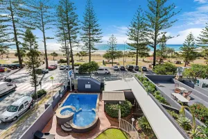 Image of Cooly Good Vibes - 2 bedrooms beachside