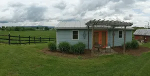 Image of Charming Cottage, Fresh Eggs, Friendly Pets AND Pet Friendly!