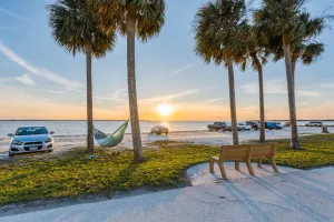 Image of Lovely 4\/2 Palm Harbor Home Sleeps 8!, close to Clearwater Beach!