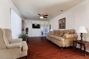 Image of Cozy Affordable Courtney Place of Midtown