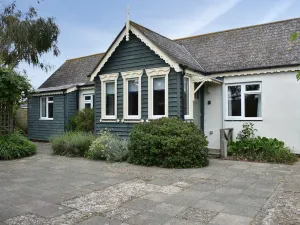 Image of 3 bedroom accommodation in Elmer, near Middleton on Sea