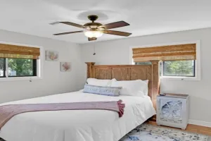 Image of Lounge on Logan | Sleeps 6 | Pet Friendly