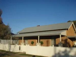 Image of 'Douro Cottage' - close to town