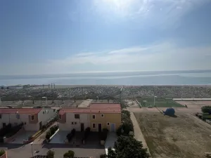 Image of Appartement T2 Cabine Mezzanine avec Parking à 50m de la Plage - FR-1-799-23