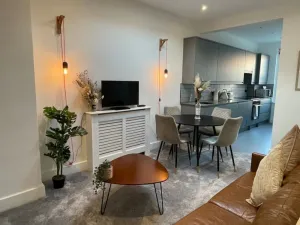 Image of 2 bed flat West Kensington/Fulham