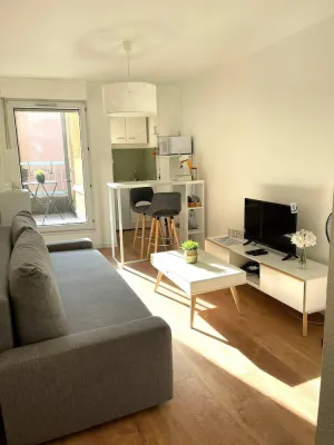 Image of Industrie Hypercentre Jean-Jaurès - MétroGare