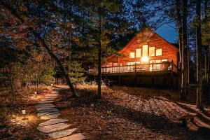 Image of Free nite book wknd offseason Lakehome logcabin hottub fireplace boats sandbeach