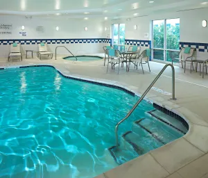 Image of Fairfield Inn & Suites by Marriott Detroit Metro Airport Romulus