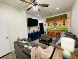 Image of The Oasis in the Cove, Beautiful Lakefront View!!!