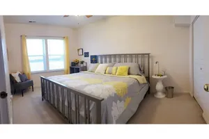 Image of Relaxing 2 Bdrm Guest Suite w\/ Kit. & Pvt. Entry