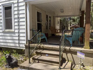 Image of Montgomery Run cabin located in a secluded wooded area close to Clearfield, PA