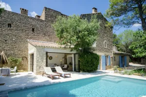 Image of 2\/3 bedroom Secluded Villa 17th Century with Private heated Pool.  Provencal gem