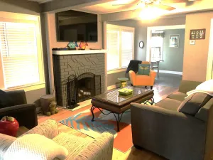 Image of Cottage Near Lake-Comfy for 12-King bed-Firepit-Low Price!