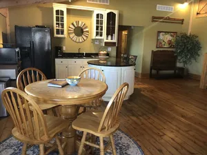 Image of Off the beaten path! 3 BR\/1 BA north of Salina, KS