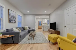 Image of Cozy Downtown 1BR w\/ Parking