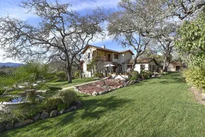Image of 2 1\/2 Acre Secluded Country Property minutes from Downtown Napa