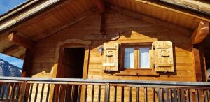 Image of Sublime 3-star Savoyard chalet \"Le grenier de Chalmont\"