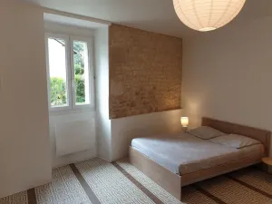 Image of Studio 2 - 3 min from Futuroscope - 1 to 4 people