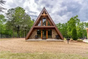 Image of Deer Wood Cabin w\/Hot Tub - Sleeps 8