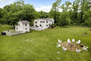 Image of Walk to Old Rag* hot tub* 360 mountain views