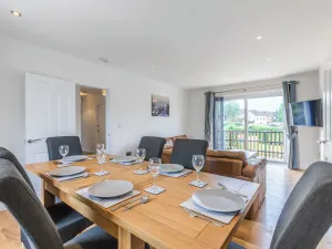 Image of Studio - Uk34126